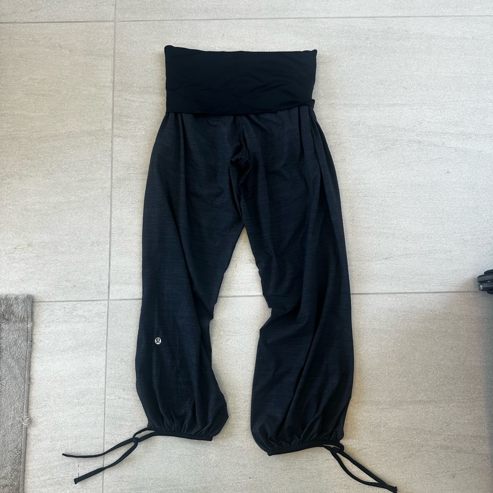 LULULEMON PANTS